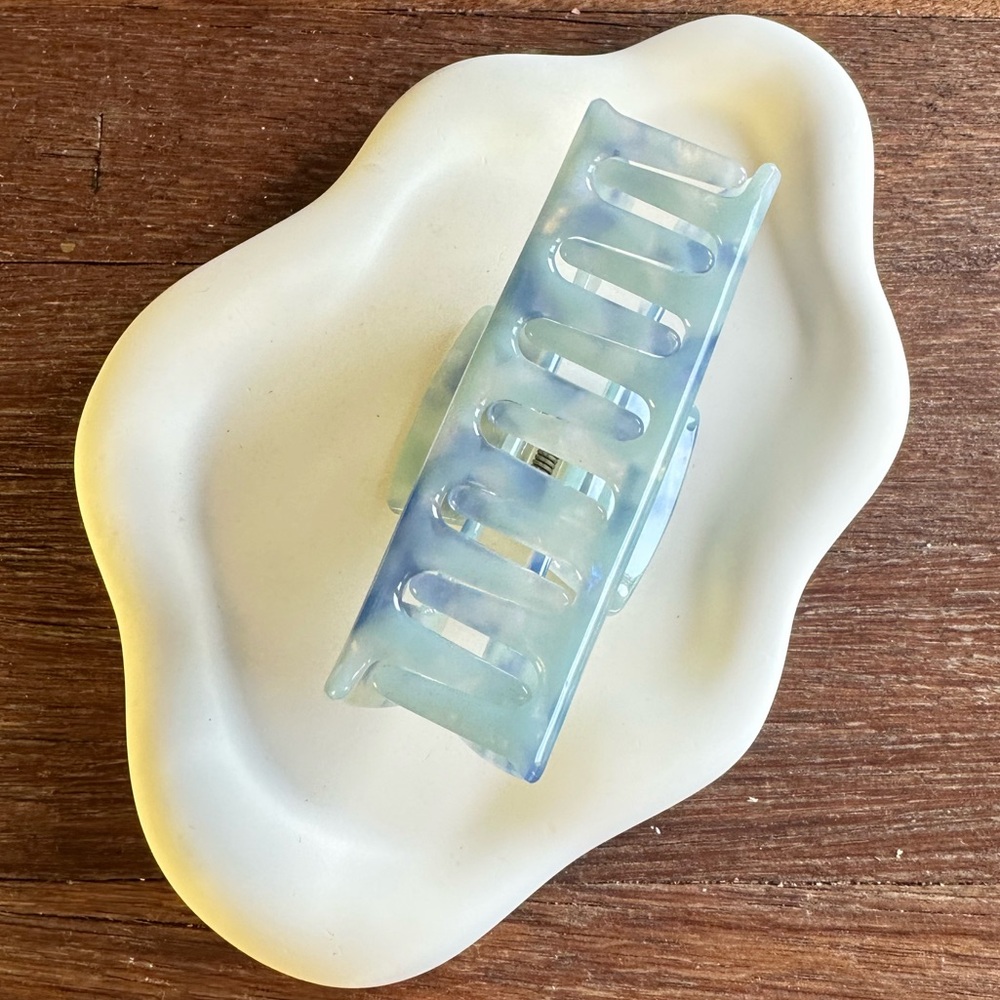 Acetate Rectangle Hair Claw Clip Blue Marble Minimalist Large 4" Hair Clip - Picture 4 of 4